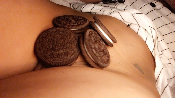 How to catch a CUNTY Cookie🍪Monster🤣😈👅 https://t.co/M4aQdF75wP