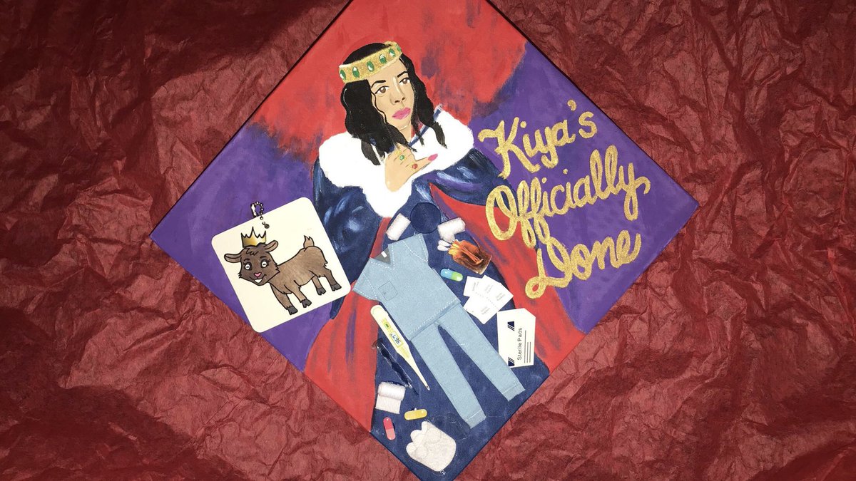 AshtheGoat1_'s tweet photo. My sister graduates Tuesday soooo she has a #KOD album cover inspired #graduationhat 💁🏾♀️💅🏾 https://t.co/Msxt1L52V0