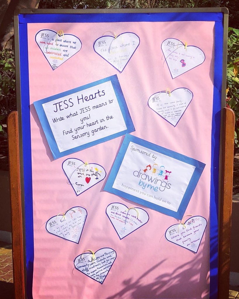 mindfulmissg's tweet photo. This week @JESSJumeirah we are all talking about what JESS means to us ๐ children, staff and parents make up our lovely community ๐ come and write on a heart and hang it on our gates ๐ Thank you to the wonderful @drawingsbyme who made our hearts #wellbeing #jessjumcommunity https://t.co/TyrAfP6b9L