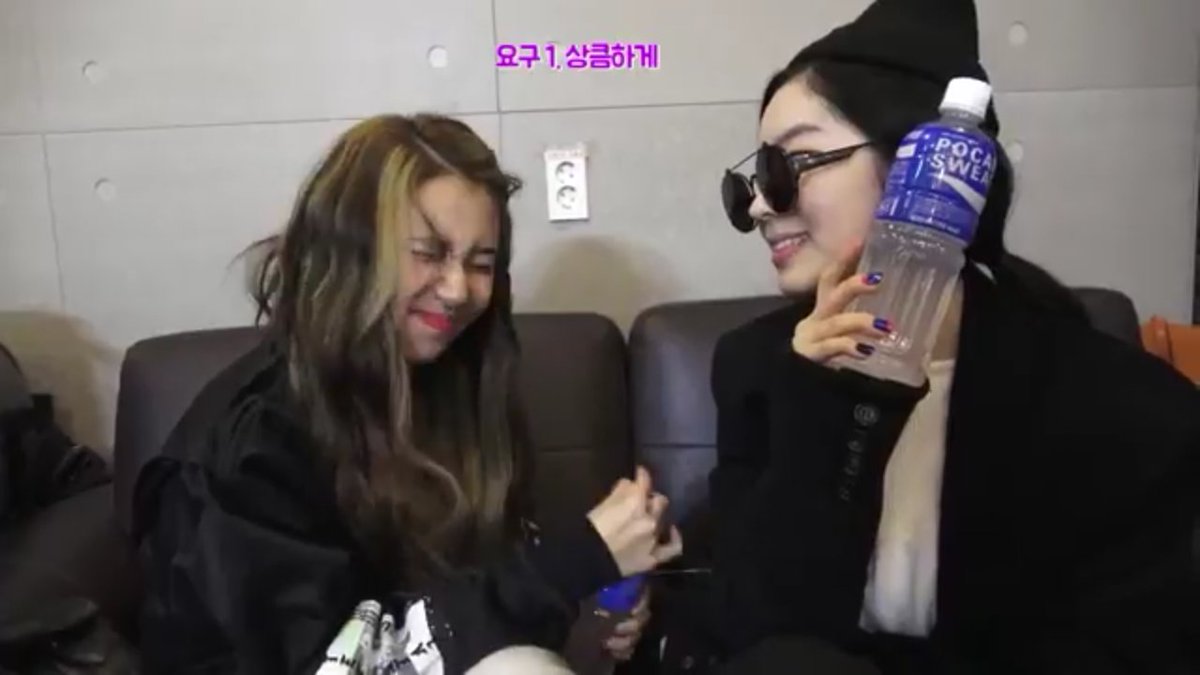 DUBCHAENG98991's tweet photo. น้องแชงยิ้มที่นี่โลกสดใสเลยย #ดุ๊บแชง #Chaengyoung https://t.co/JhTsI8CDNq