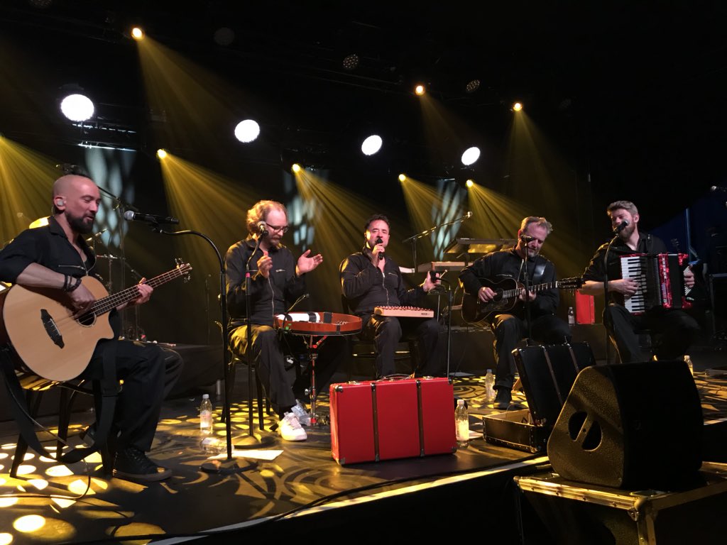 Mara_Thoni's tweet photo. Es war soooooo schön mit @RadioDoria im #kulturzelt #wolfhagen😀🎼🎸🎤 Danke für den tollen Abend im Schwitzzelt! @JanJosefLiefers https://t.co/7QNctw385x