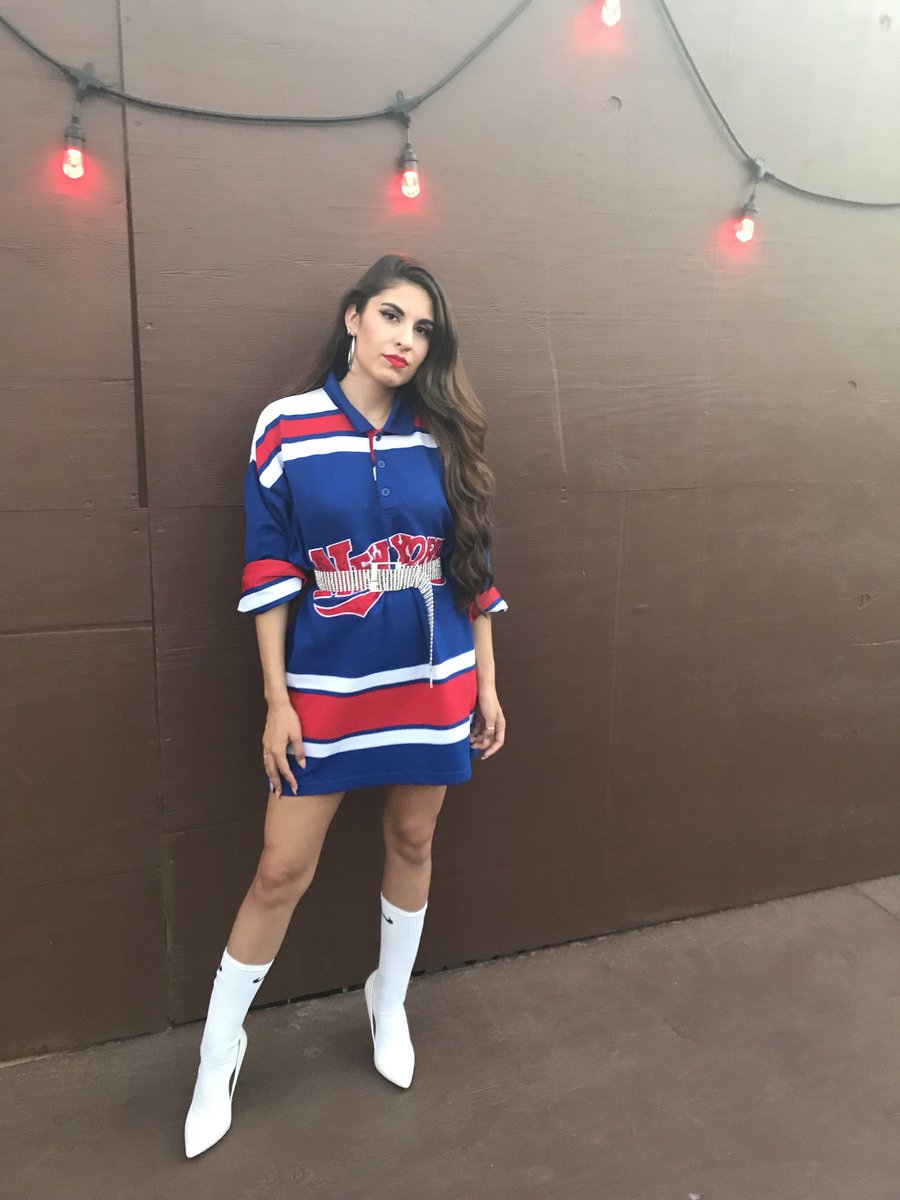 SammieJoMolina's tweet photo. General haus fashion show. #thriftway https://t.co/dDROBgzXFO
