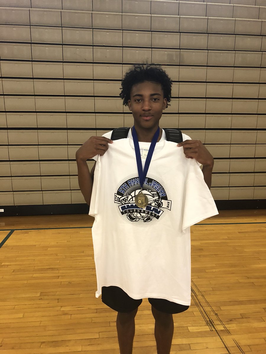 DP_Basketball's tweet photo. 2018 5th Annual Jaguar Summer Slam All-tournament Team:
Zaon Collins Bishop Gorman 
@Zay_Slum https://t.co/OrfqxRh5h3