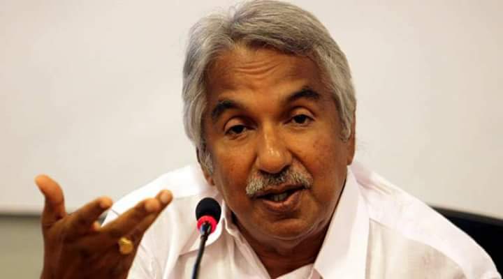 sajanasajan's tweet photo. നേതൃത്വം ഒരുമിച്ചെടുത്ത തീരുമാനം എല്ലാ പ്രവർത്തകർക്കും വിഷമം ഉണ്ടാക്കി എന്നുള്ളത് നേര് തന്നെ എന്ന് കരുതി ഉമ്മൻ ചാണ്ടി എന്ന നേതാവിനെ മാത്രം ക്രൂശിക്കുന്നത് അത്ര ശരിയായ നടപടി അല്ല. 

#WithOC https://t.co/IaovRwyb7K