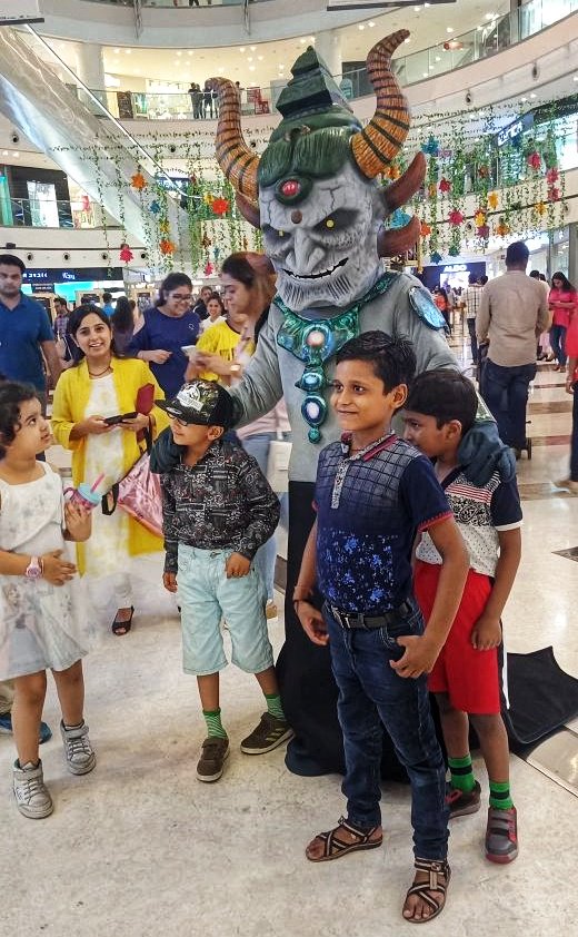 DLFMoI's tweet photo. Looking for some weekend masti and dhamaal for your kids?
Head to #DLFMallofIndia and make the most of this summer vacation!
#DestinationMall #Noida #LargestMall #NCR https://t.co/uYdEvPdXd0