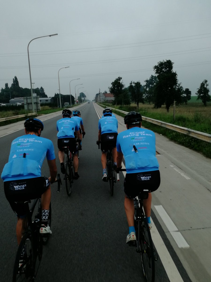CQRF_RacingTeam's tweet photo. On the road to Spa w/our new jerseys #CqrfRacingTeam https://t.co/XomE13g4VT