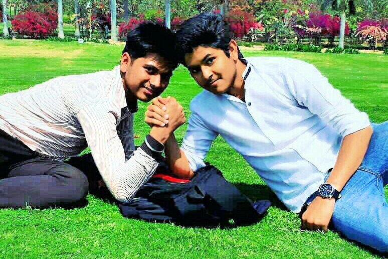 abhishekshaarma's tweet photo. That's the problem with best friends. Sometimes they know you better than you know yourself.
.
#abhisheksharmavines #unknown_abhi
#grasstrack #insta_ac #plants #plant #love #fun #grasstrack_id #lawncare #fitness #treino #lawn #grass #park #outdoors #lawn #summer #man #leisure https://t.co/CCqCOZX9xz