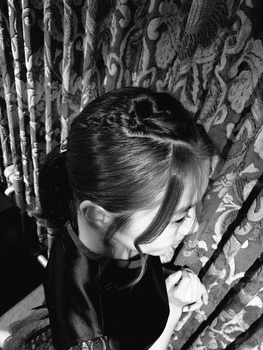 cupitron's tweet photo. 【神LIVE】
特典会は
15:45〜17:15で6階のエレベーター前、Aレーンとなります！

まもなく本番
お楽しみに！ https://t.co/ySghQDcDGb