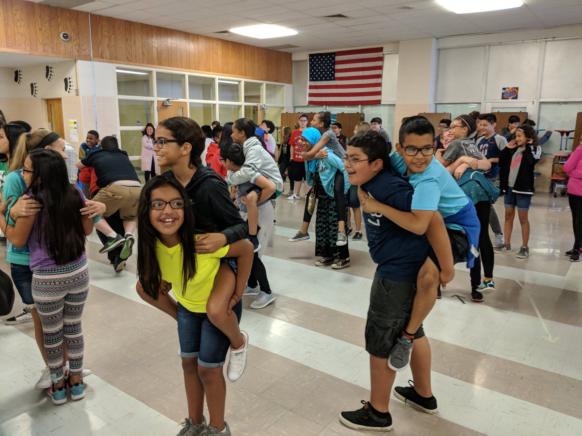 opsthrive's tweet photo. Past and Present THRIVE Officers at @OPS_BryanMiddle with Coach @realjuancangas teaching incoming 7th Graders important life lessons to succeed in Middle School #OPSProud  #neloveps #thriveRetreat #REALationships #Motivation #studentengagement #studentleaders https://t.co/uUzbKIdRxW