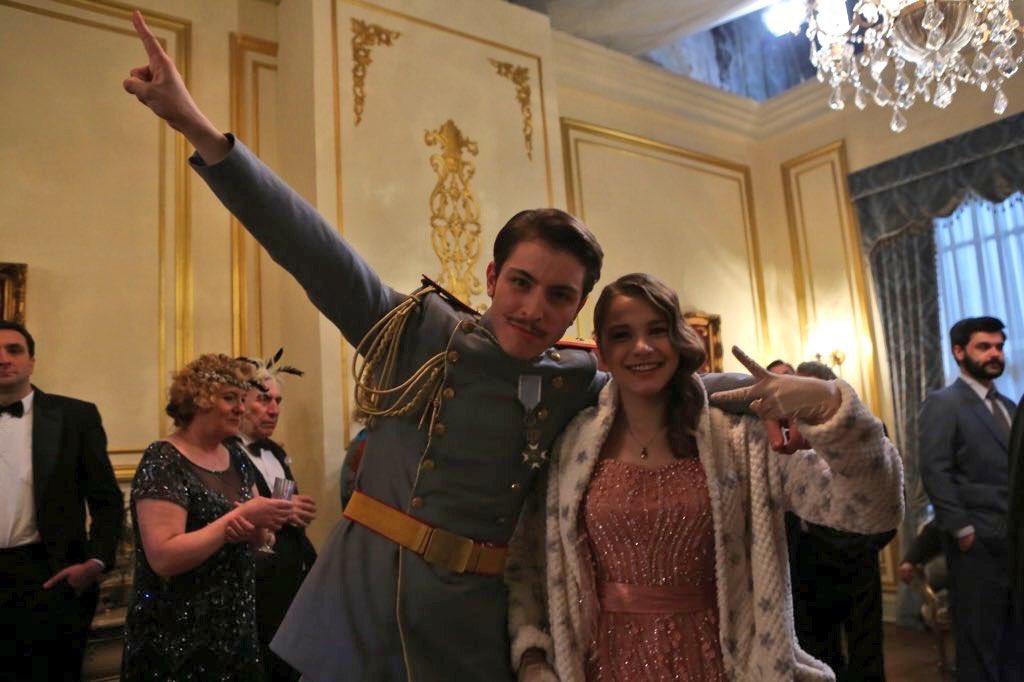 alexndrleo's tweet photo. @eonlineTV I nominate #BoranKuzum for the Best International Male Star and #MirayDaner for the Best International Female Star. #TVScoopAwards https://t.co/knY2pa32oM