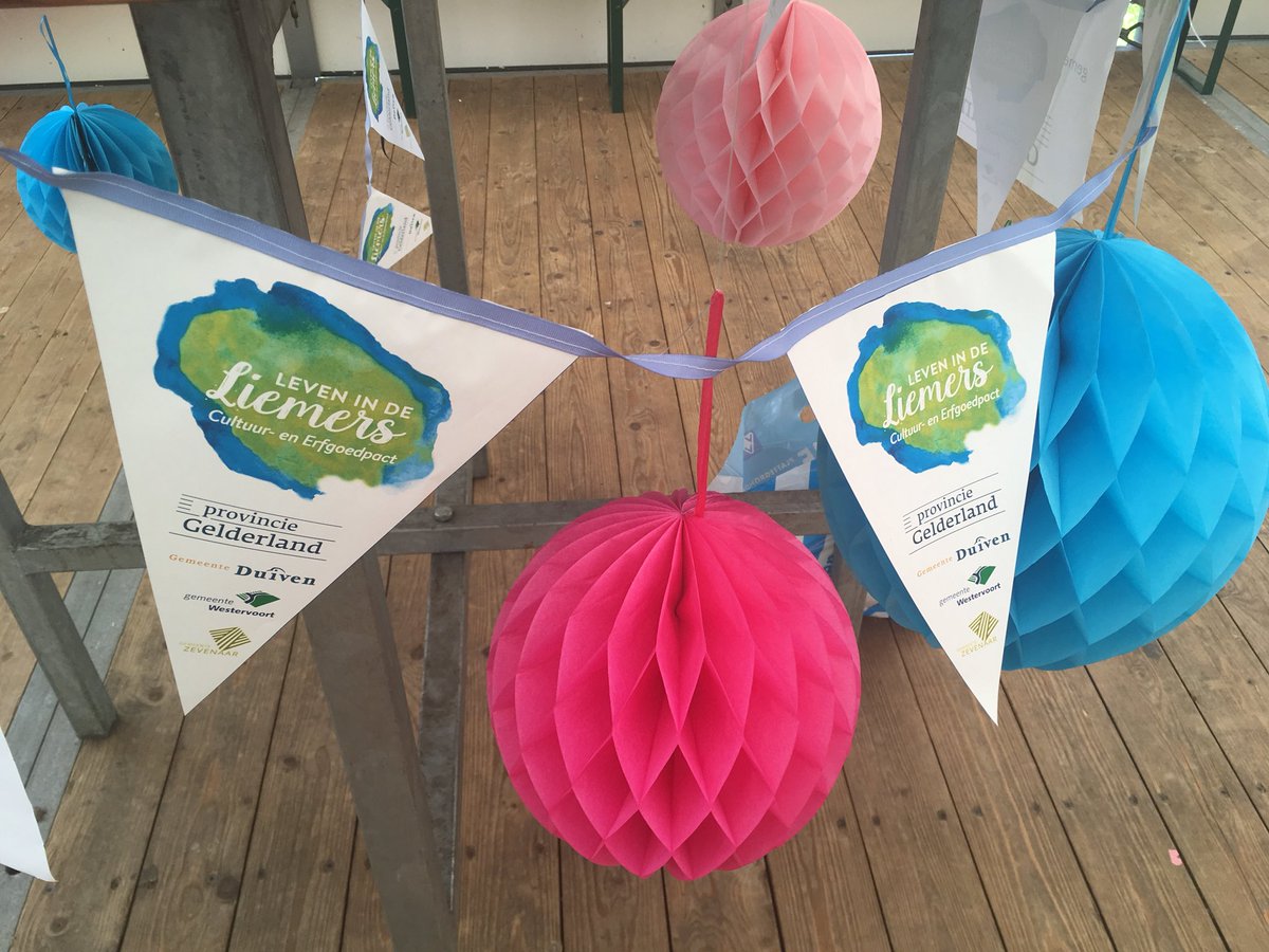 <a href="/liemersmuseum/">Kunstwerk! Liemers Museum</a> is vandaag aanwezig op #kringdag #deliemers in Giesbeek <a href="/Zevenaar/">Gemeente Zevenaar</a> voor aandacht voor #erfgoedpact <a href="/LiemersLeven/">LevenindeLiemers</a> een schuttersproject voor scholen in #deliemers <a href="/GemeenteDuiven/">Gemeente Duiven</a> <a href="/Westervoort/">gemeente Westervoort</a>