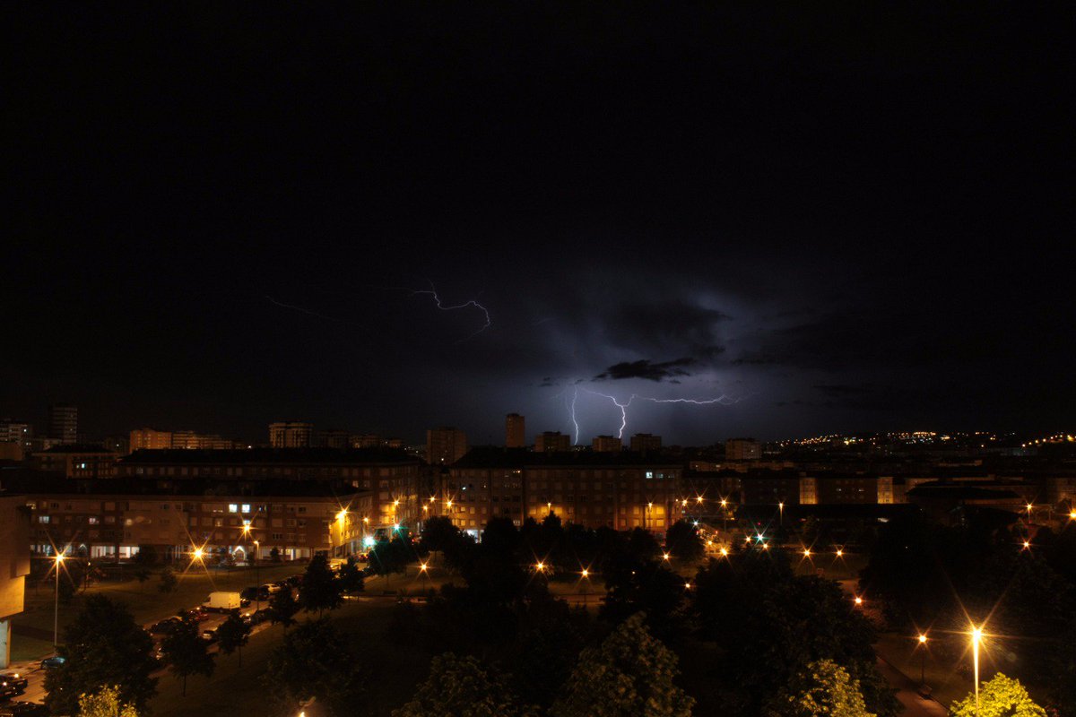 Noche de tormenta.
