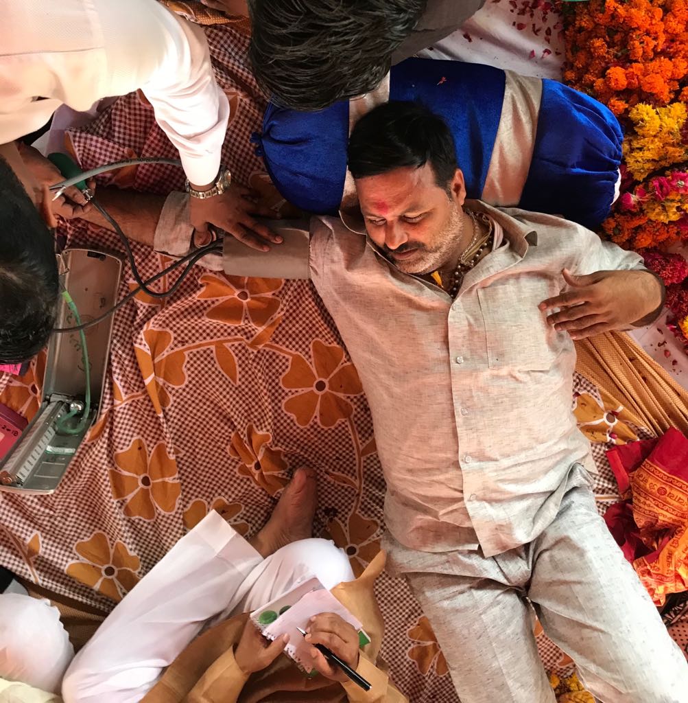 GPA_Akhil's tweet photo. दोनों अध्यक्ष हैं धरने पर ,
आमादा है मरने पर ।
अब भी न जागी सरकार ,
तो हिला के रख देंगे दरबार।।
#ग्रामविकासठप
@myogiadityanath @PMOIndia @yadavakhilesh https://t.co/TlKSCPEioy