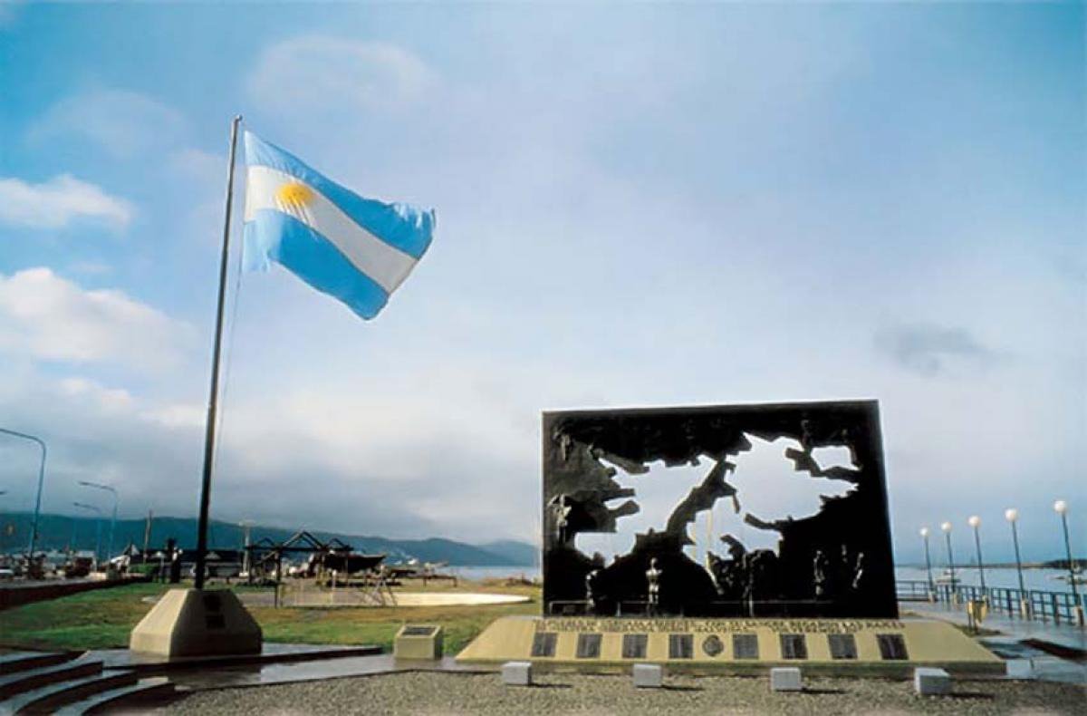 En el Día de la Afirmación de los Derechos Argentinos sobre las Malvinas, manifestamos nuestro absoluto respaldo al pueblo argentino en su legítima demanda por recuperar su territorio injustamente arrebatado por los ingleses #MalvinasArgentinas #MalvinasParaAméricaLatina