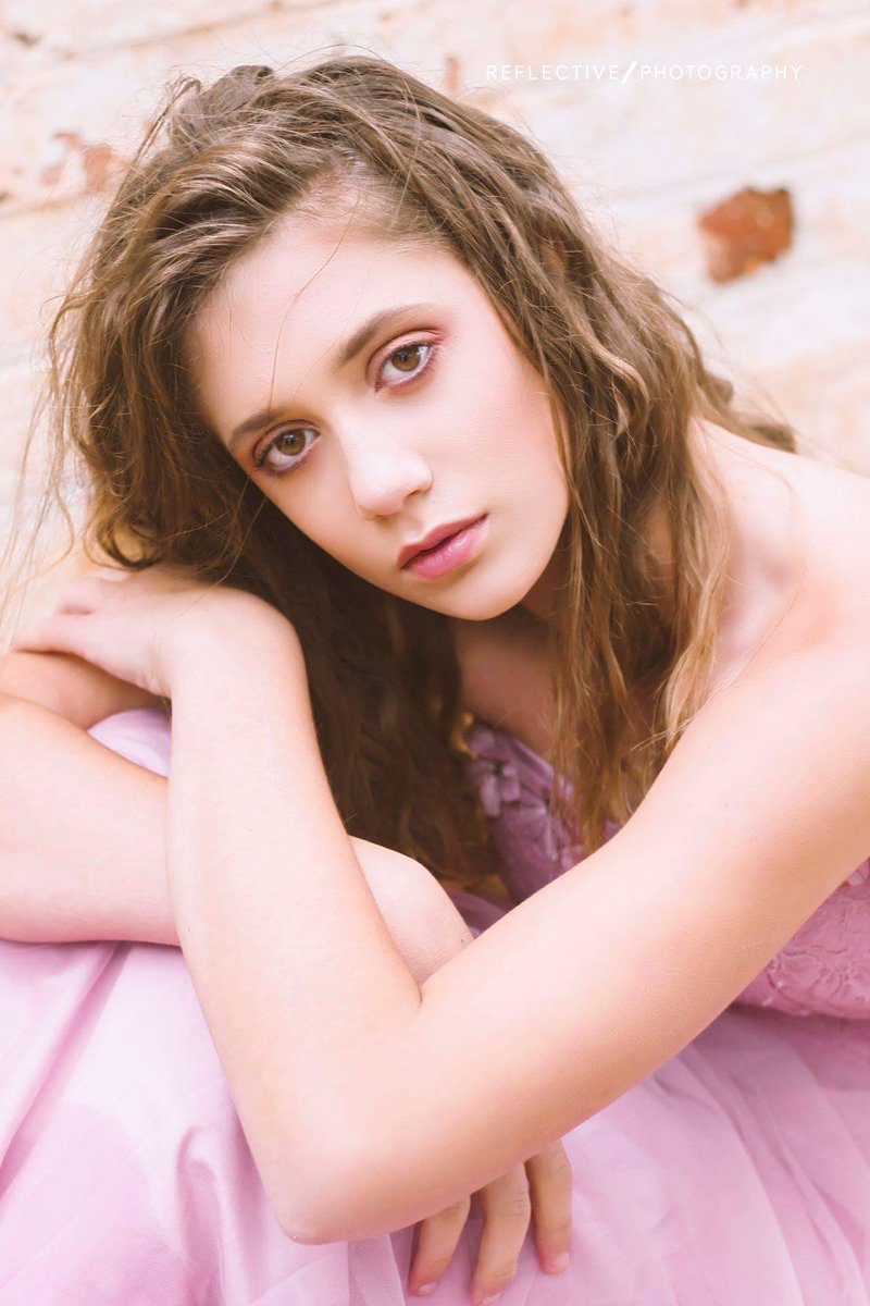 EmodelsKby's tweet photo. Beautiful New Face model Behanté Potgieter
Photography Reflective Photography

#DrivenByExcellence #bestinkby #emodelssa https://t.co/k0l07zghlx