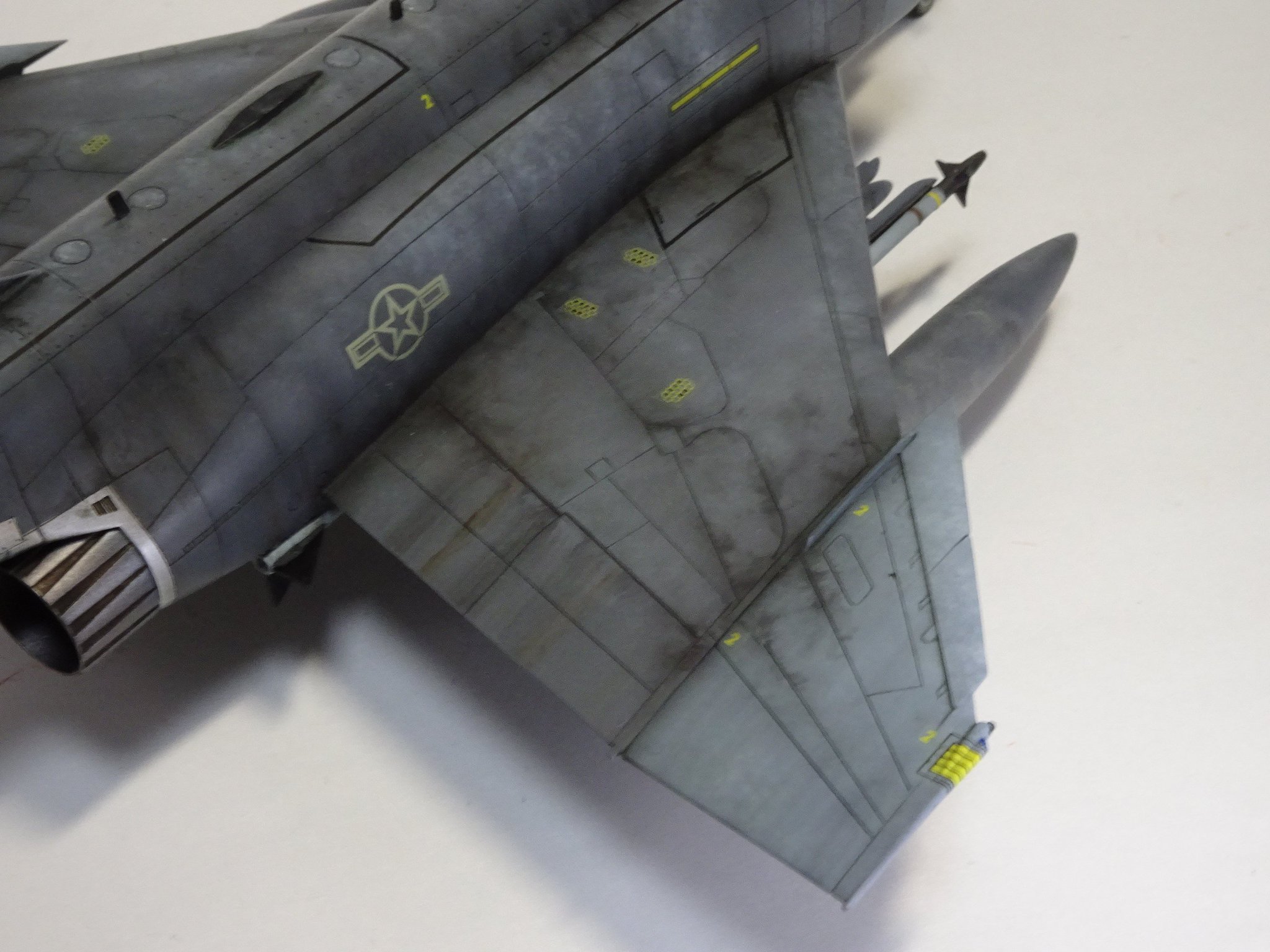 だごれっど 今回は退色表現に換気扇フィルター塗装とウェザリングカラー吹き付け使ってみたんだけど 前のエアブラシ細吹き重ねるよりもかなり労力少なく出来た感 T Co Jgd8fcsmmq Twitter