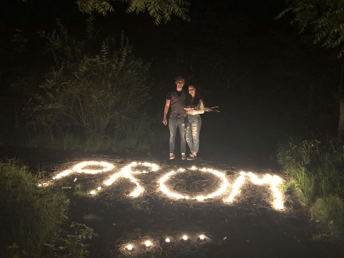 NCCProm2018's tweet photo. Thank you Liam and @clairemurray01 for sharing your lit promposal with us! ✨Can’t wait to see you two light up the night at prom! 💫💖 https://t.co/awPWUiHSCw
