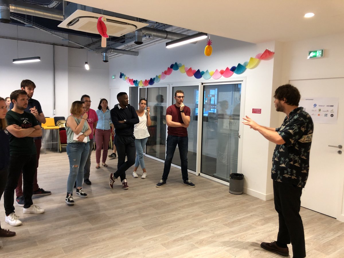 StartupAngers's tweet photo. Quand faire un bon pitch ? @QMenard #SWAngers #pitch https://t.co/8NtlMcGY5V