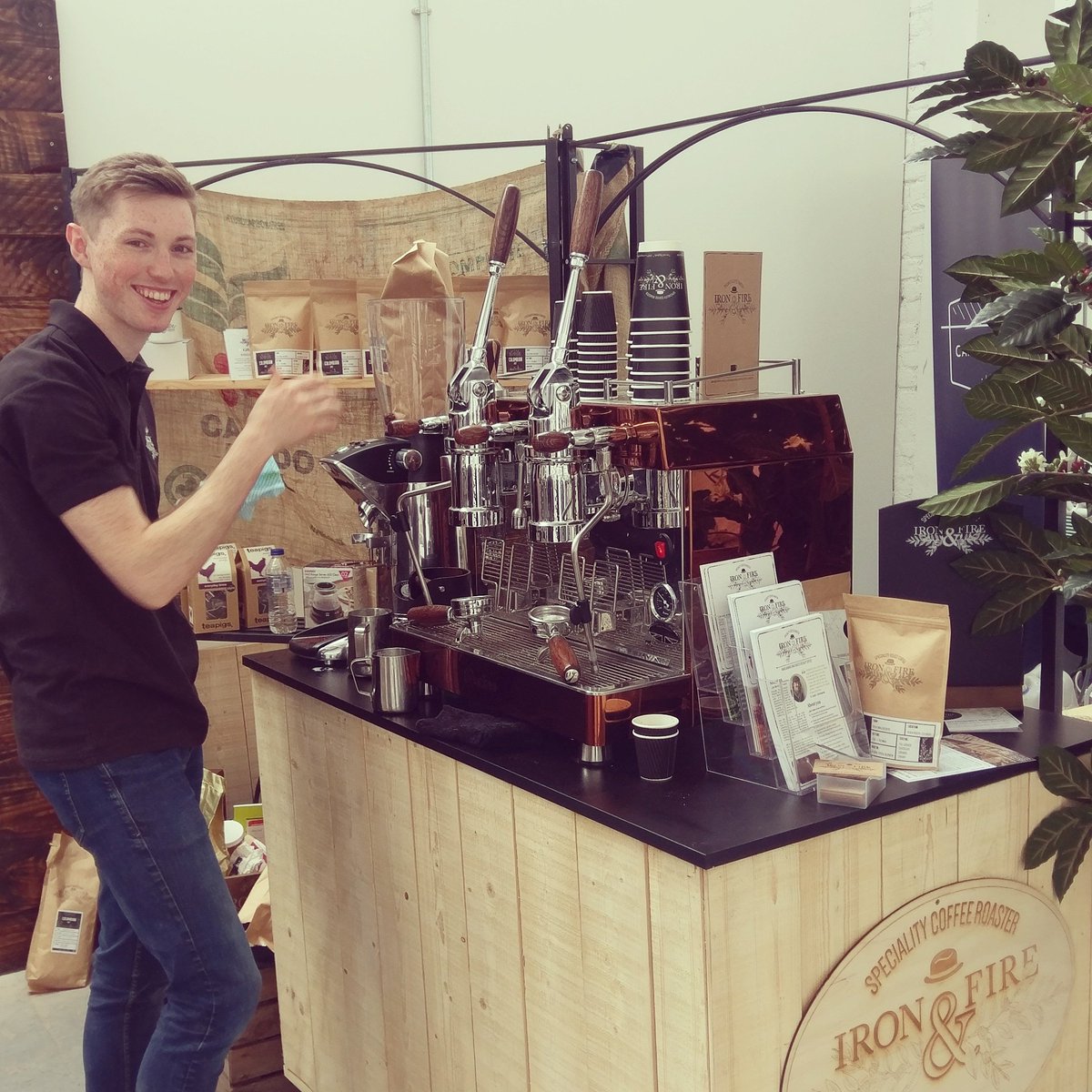 IronFireCoffee's tweet photo. Looks like he'd pulled...😜☕☕☕
#coffee #coffeefestival #birminghamcoffeefestival #coffeetime #coffeeart #coffeelover #digbethdinigclub #brum #birminghamuk #specialitycoffee #coffeeroaster #shropshire #shrewsbury #lovelocal #shropsweekly #fracino #leverespresso #levermachine https://t.co/CWGagKh8AE
