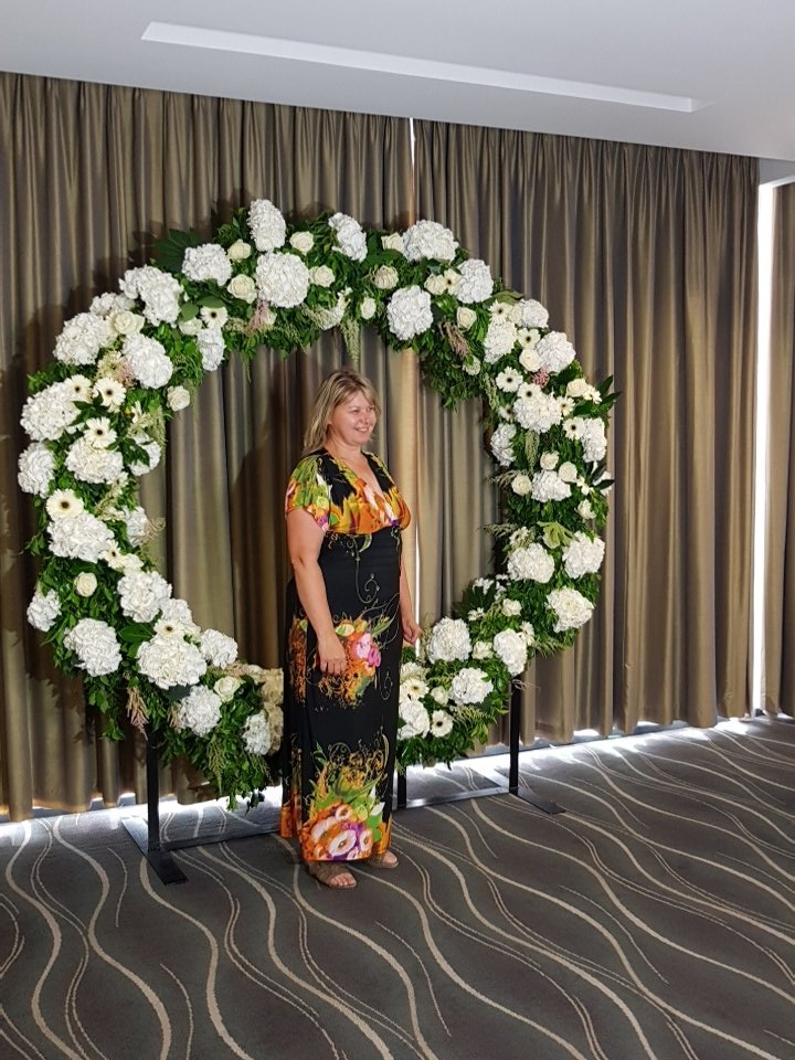 FlowerCourses's tweet photo. #moongate #kaysflowerschool https://t.co/ePM7s6jO6h