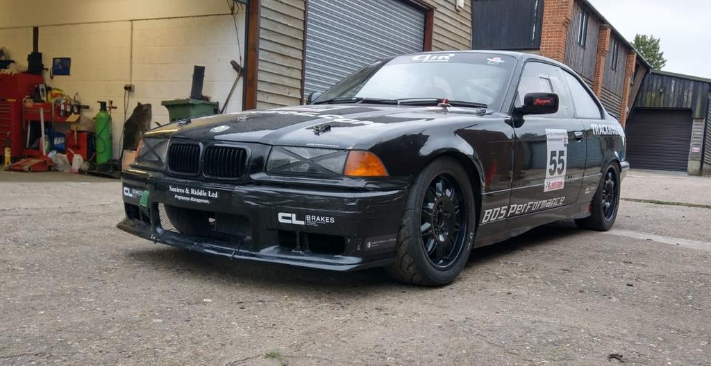 Laurencesquires's tweet photo. Looking forward to #amoc #intermarque race @Brands_Hatch on Saturday 23rd June
#bds323 #BDSperformance #e36 https://t.co/d12Hgpw3Eg