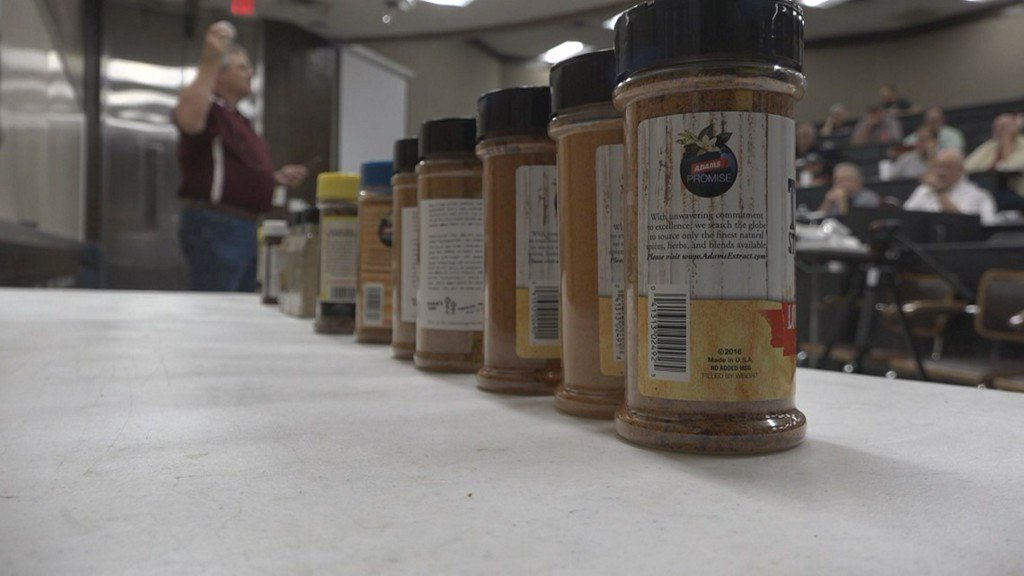 KAGSnews's tweet photo. It's a smokin' good time at Barbecue Summer Camp https://t.co/n45mKHi3Vh https://t.co/QgUA2rhIZX