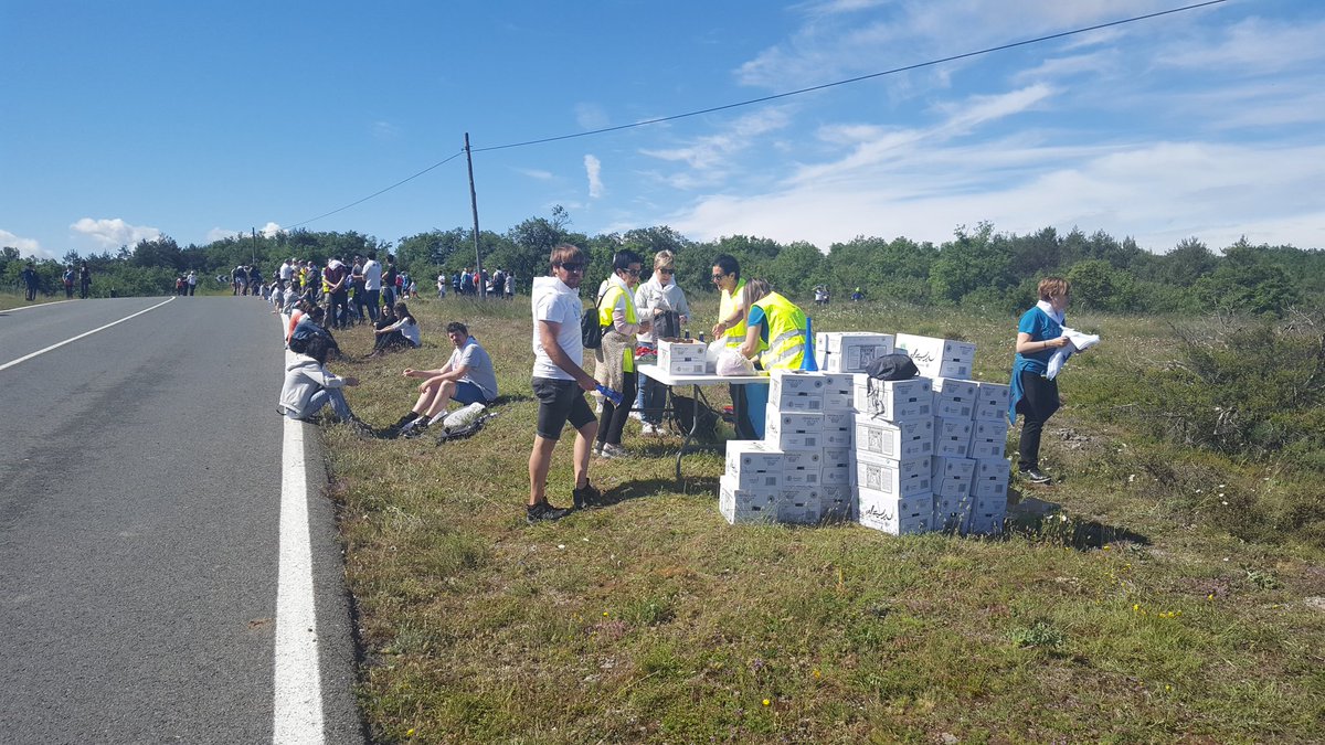 OnatikoGED's tweet photo. Ura eskuragarri dugu 187 KM bukaeran
#GizaKatea #BasquesDecide #187KM #188KM https://t.co/V5lMZXylyg