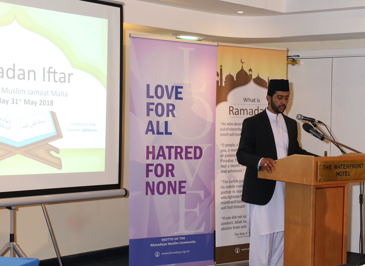 Ahmadiyya Malta Ahmadiyyamalta Celebrated Ramadan Iftar 18 H E Mark A Schapiro Deputy Chief Of The U S Mission To Malta And Imam Laiq Ahmed Atif Delivered Their Talks And Answered The