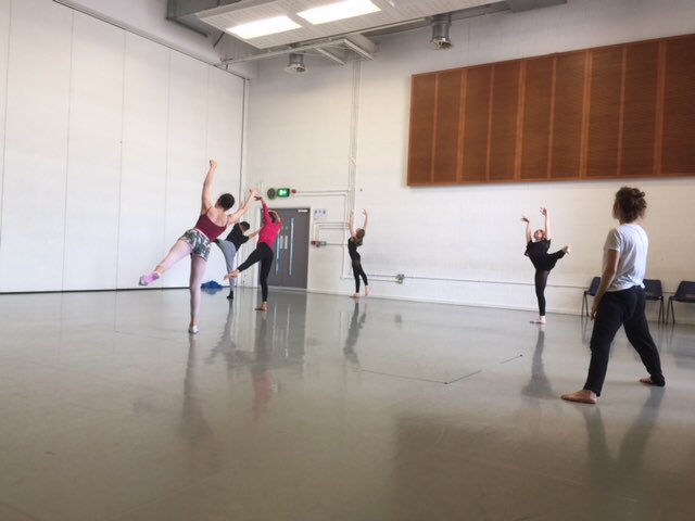 dancexchange's tweet photo. Our #dancegen CADT students enjoying another @BhamDanceFest #BIDF18 Sunday, starting with a beautiful class with #VeraOndrasikova before heading to Victoria Square to see some fantastic performances 👀💃🕺🏻 https://t.co/6lrlvmcXgP