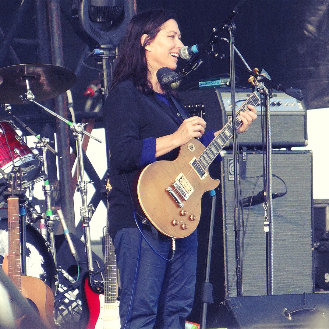 Happy birthday queen Kim Deal! Here last week with at       