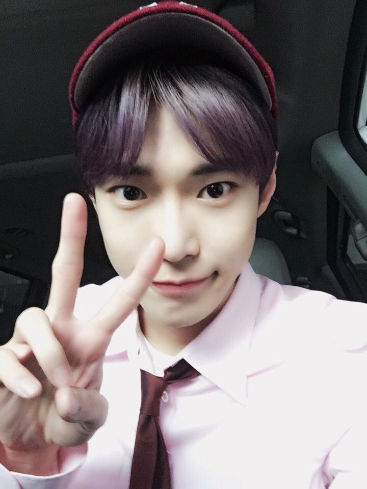NCT_DYK's tweet photo. 보라도영을 그리워하시는 분들을 위해 깜짝!!!!!! @.@ https://t.co/Q5XR2HQp2k