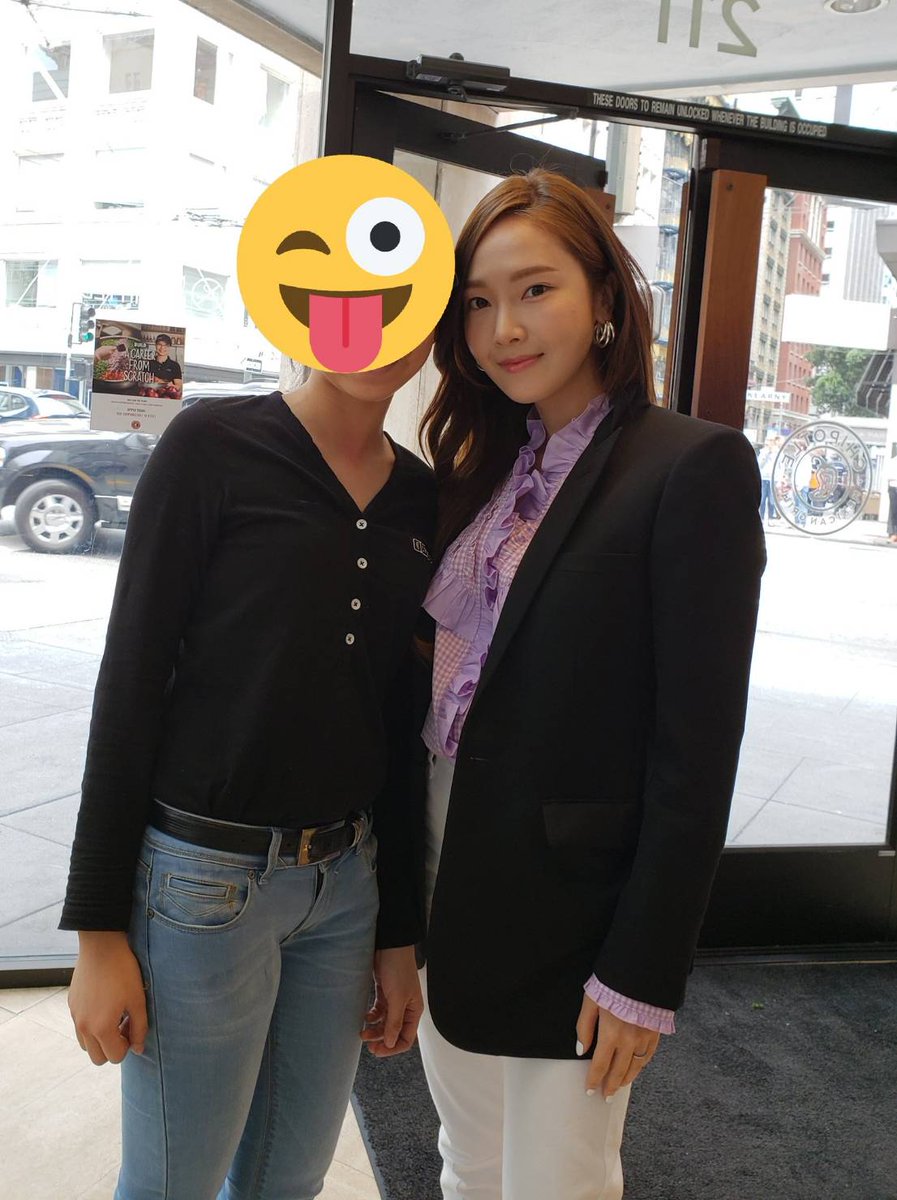 songjinna's tweet photo. กรี๊ดร้อง พี่เจมากินอาหารแม็คซิกันด้วยเหรอคะ กรี๊ดดด Chipotle Mexican Grill
211 Sutter St, San Francisco, CA 94104, USA
+1 415-590-4199
https://t.co/zAawg2CbM4 https://t.co/WmcsyzdiNJ
