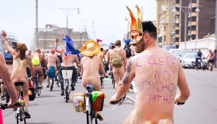 Love_Brighton's tweet photo. Hello &amp; welcome to everyone daring to bare all for the #Brighton Naked Bike Ride - https://t.co/BqLX3wIFVO #bikeweek https://t.co/ljsMMRtro7