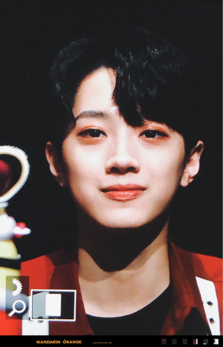 mandarin_010923's tweet photo. 180610 #라이관린 https://t.co/F9juNNm6sz