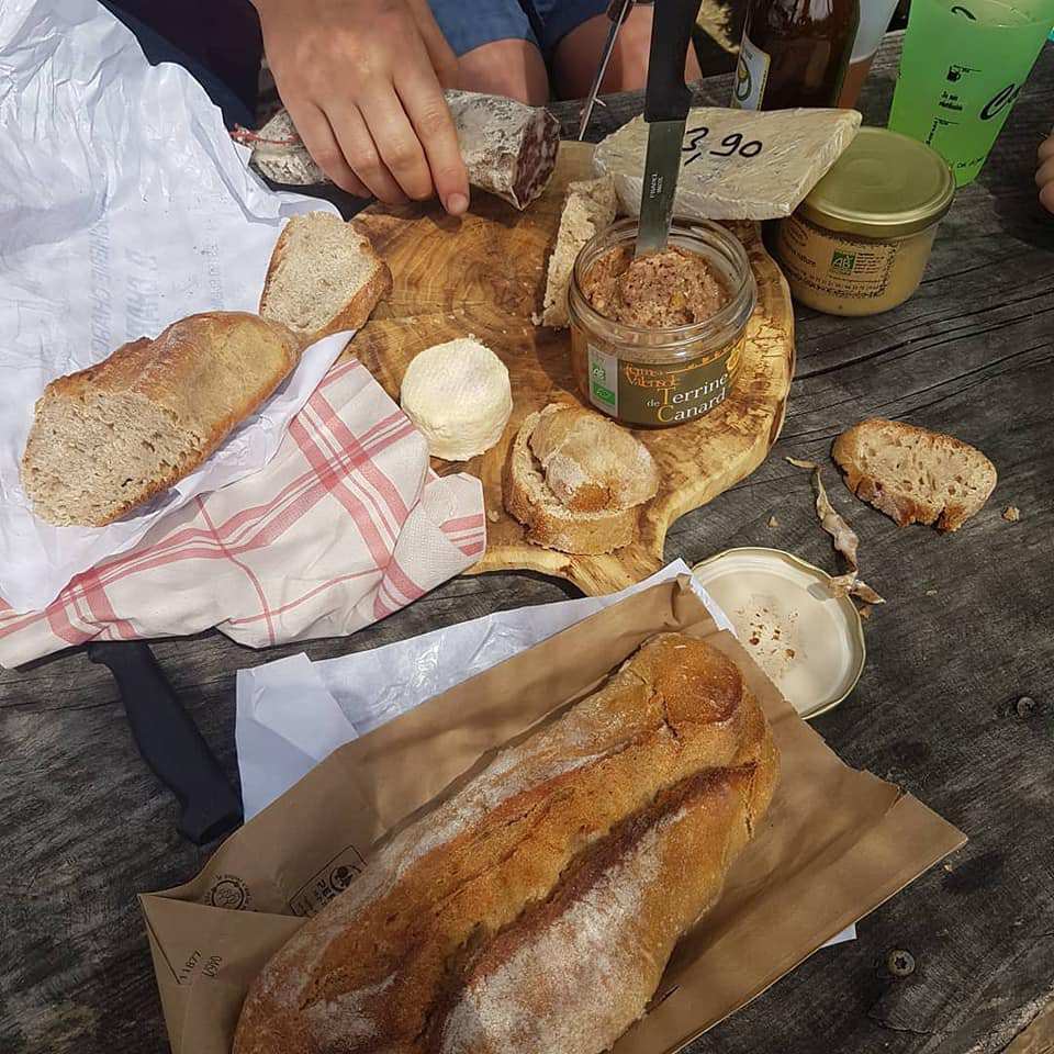 Our First Three Months in France emeraldandjadelifestyle.com/our-first-thre…