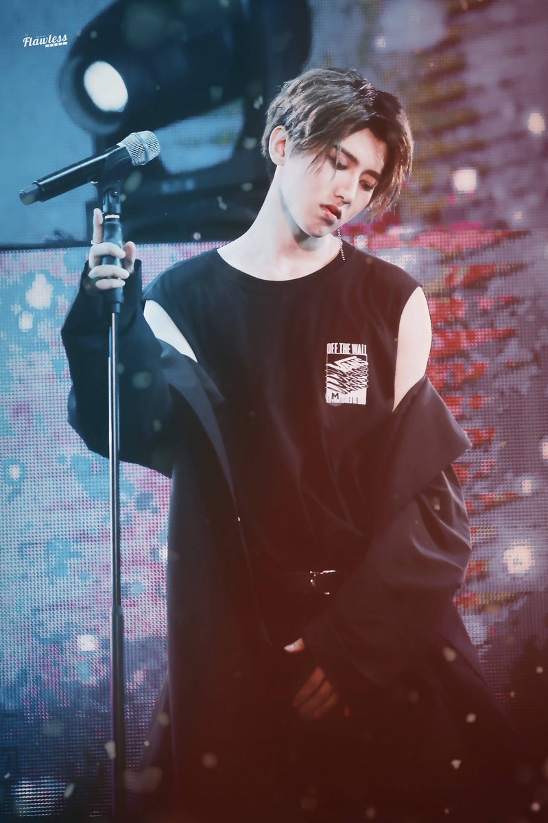 smstan_tuwir's tweet photo. Look at these beautiful photos. Nine Percent fansites on top!! They're seriously amazing. Thank you masternim ❤

#NinePercent #CaiXukun #ZhuZhengting #ChenLinong #WangZiyi #IdolProducer #ZhengKun #kunyi #nongkun #kunkun #NongNong #JungJung https://t.co/Rx07LeBPwG