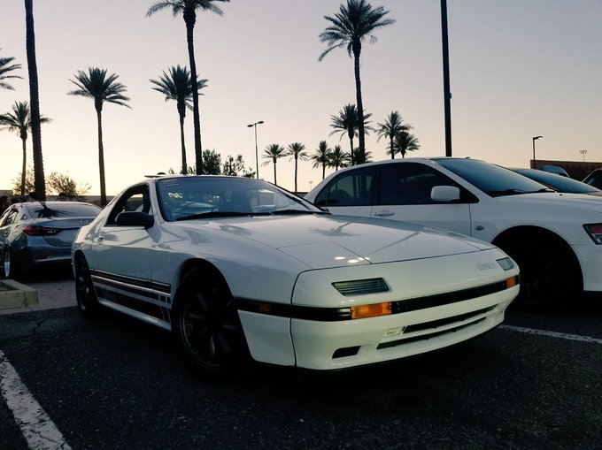 Oh. Um, hi 😊 https://t.co/INNOutFQF7