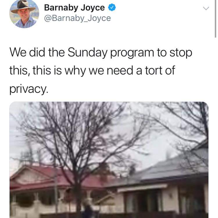 TheAviator1992's tweet photo. Wants to deny women the right to privacy at abortion clinics, yet cries foul when journos won't respect his (well, unless they're paying him $150k).
Barnaby Joyce would have to be a top contender for Australia's biggest hypocrite. #auspol #barngate https://t.co/XelK5oN7Cs