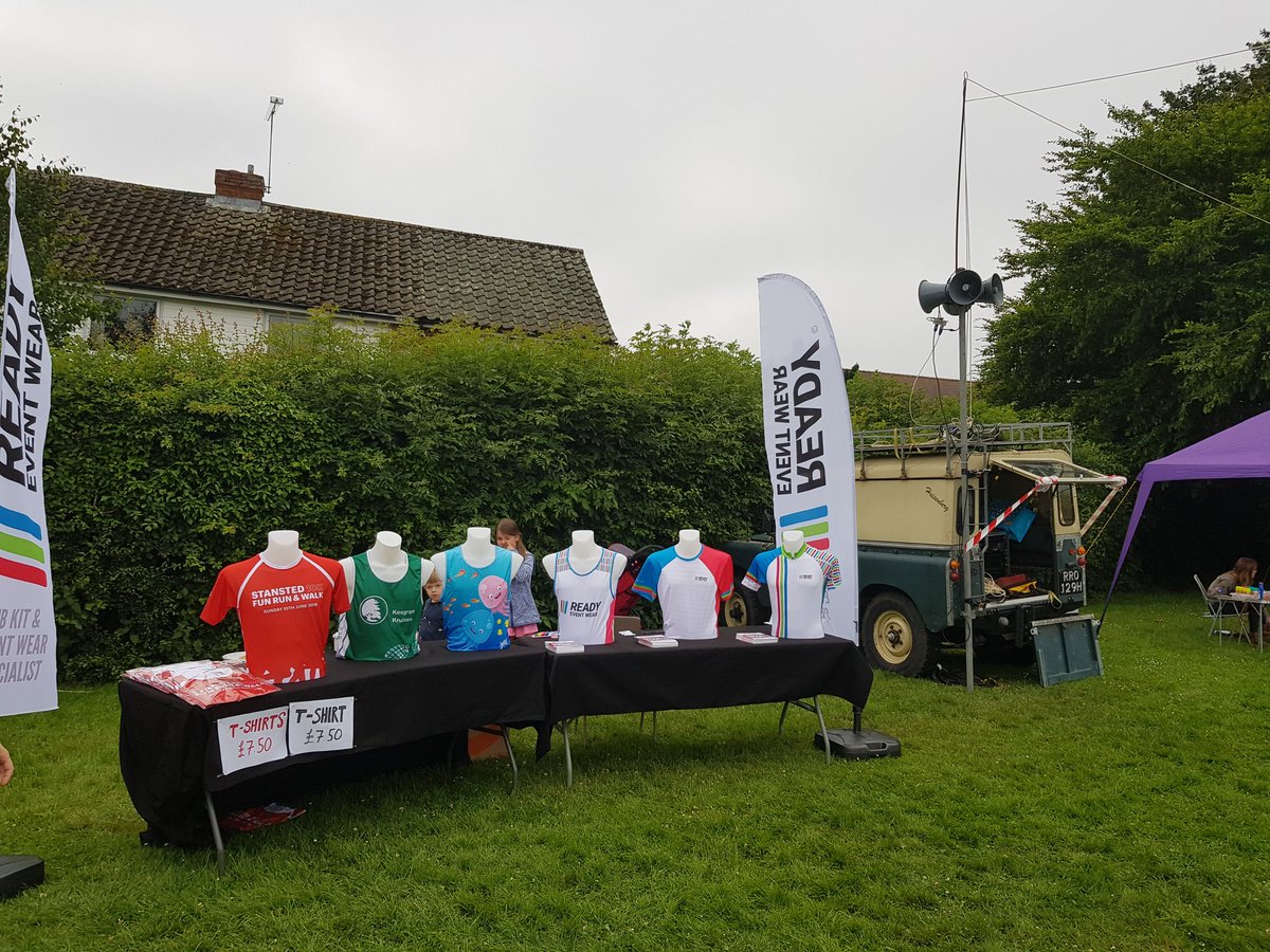 jake_warner7391's tweet photo. Great attending the stanstead 10k today. A great family day out, come along and soak up the fun atmosphere and pop on to the stand for a look at our club kit offering. https://t.co/jmm8Bcm2XA