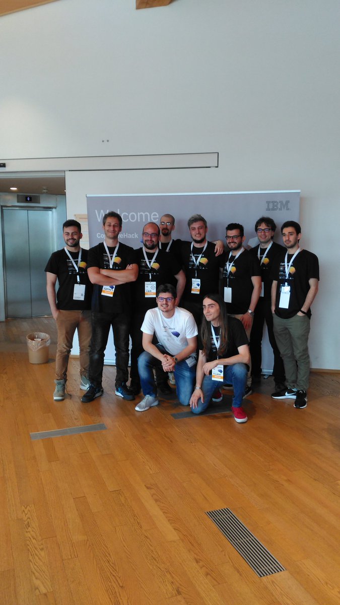 Fede_Aghemo's tweet image. #CognitiveHack #ThinkMilano mentor #IBM e @CodemotionIT in azione per forgiare insieme al team #Developer l&apos; #innovazione