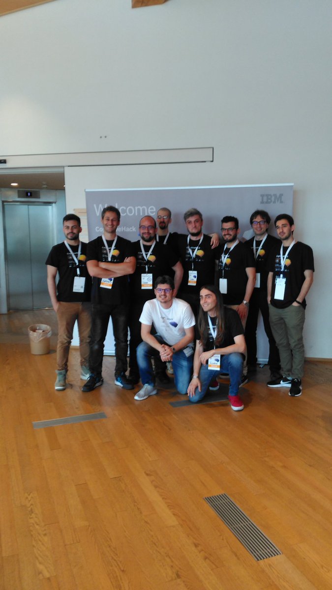 Fede_Aghemo's tweet image. #CognitiveHack #ThinkMilano mentor #IBM e @CodemotionIT in azione per forgiare insieme al team #Developer l&apos; #innovazione