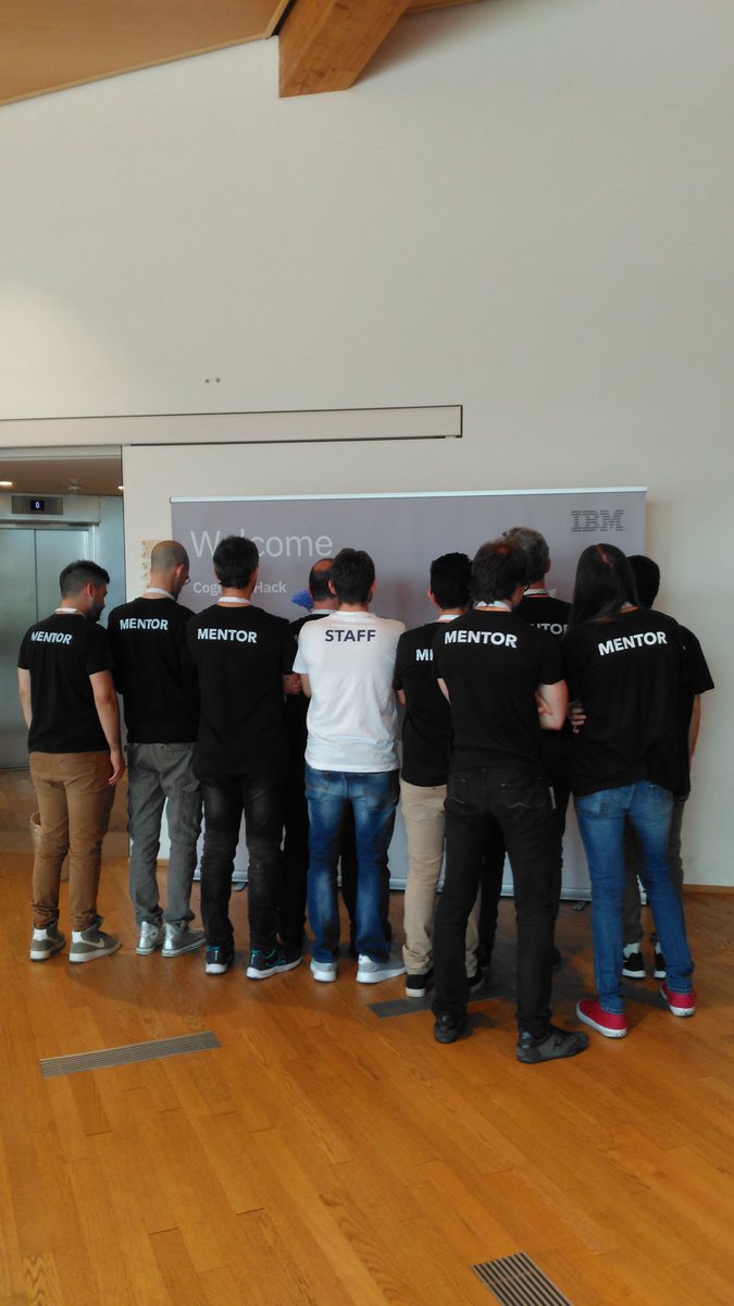 Fede_Aghemo's tweet image. #CognitiveHack #ThinkMilano mentor #IBM e @CodemotionIT in azione per forgiare insieme al team #Developer l&apos; #innovazione