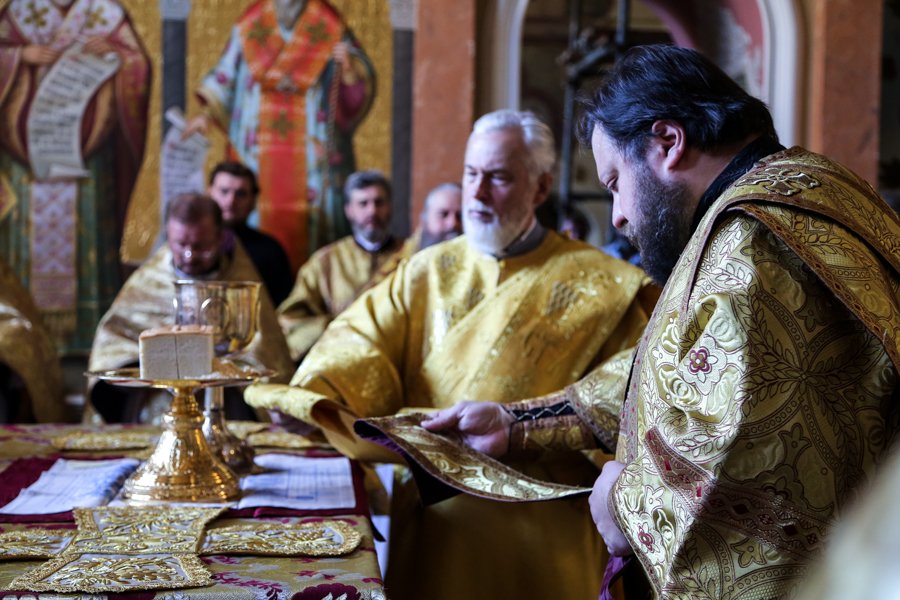 Неделя 2-я по Пятидесятнице, память Всех святых, в земле Русской просиявших.
lavra.ua/nedelya-2-ya-p…