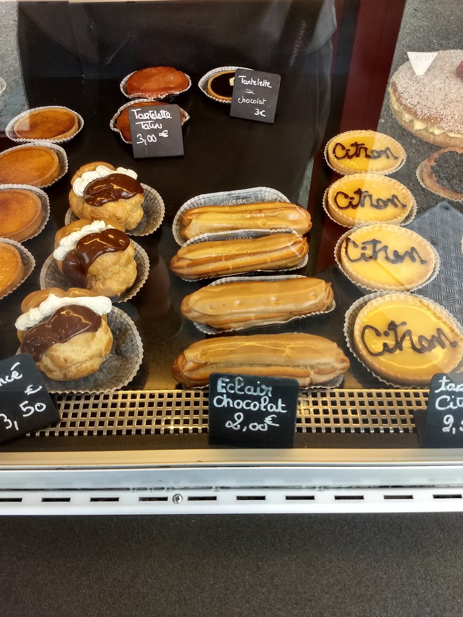 Alex_Victoor's tweet photo. Code comments... https://t.co/QC6FftCjY6