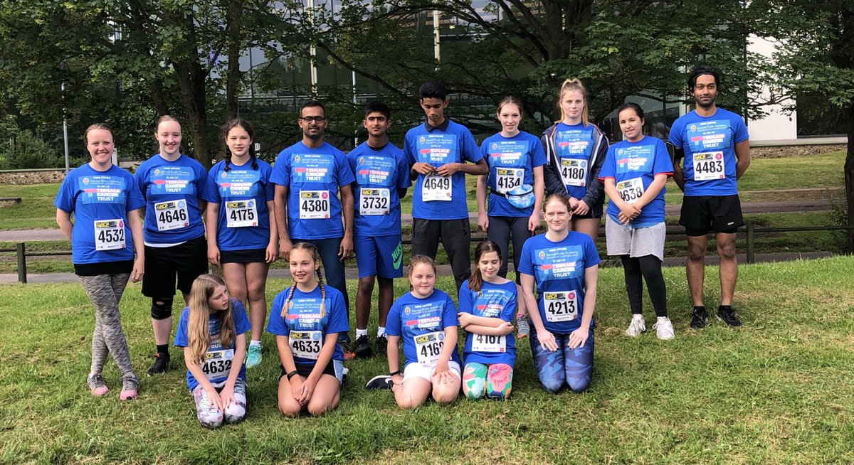 Secondary team all ready for the 5k. Well done King House!@SRASecondary