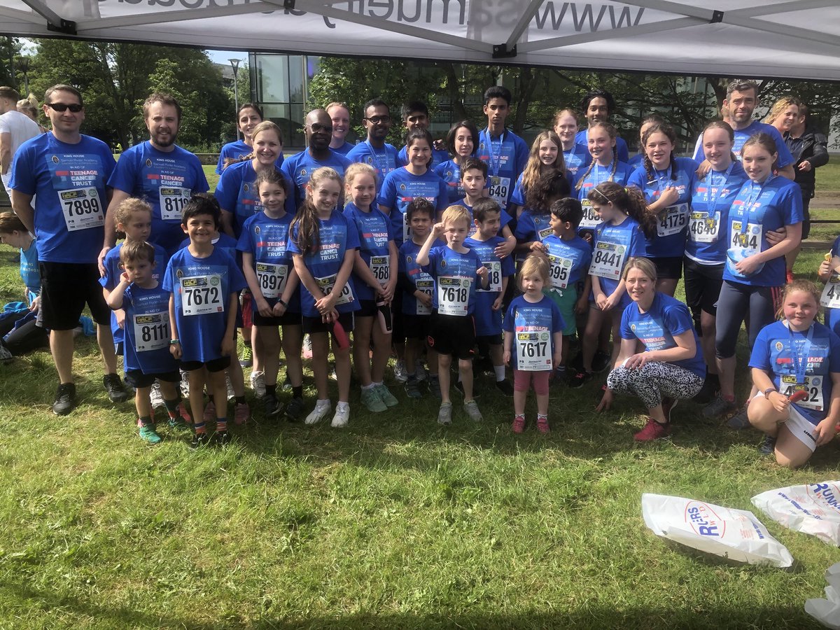 In between the 5k and the 1.5 mile fun run time for a quick photo of the whole team. Well done King House!
@SRASecondary <a href="/SRAPrimary/">SRA Primary</a>