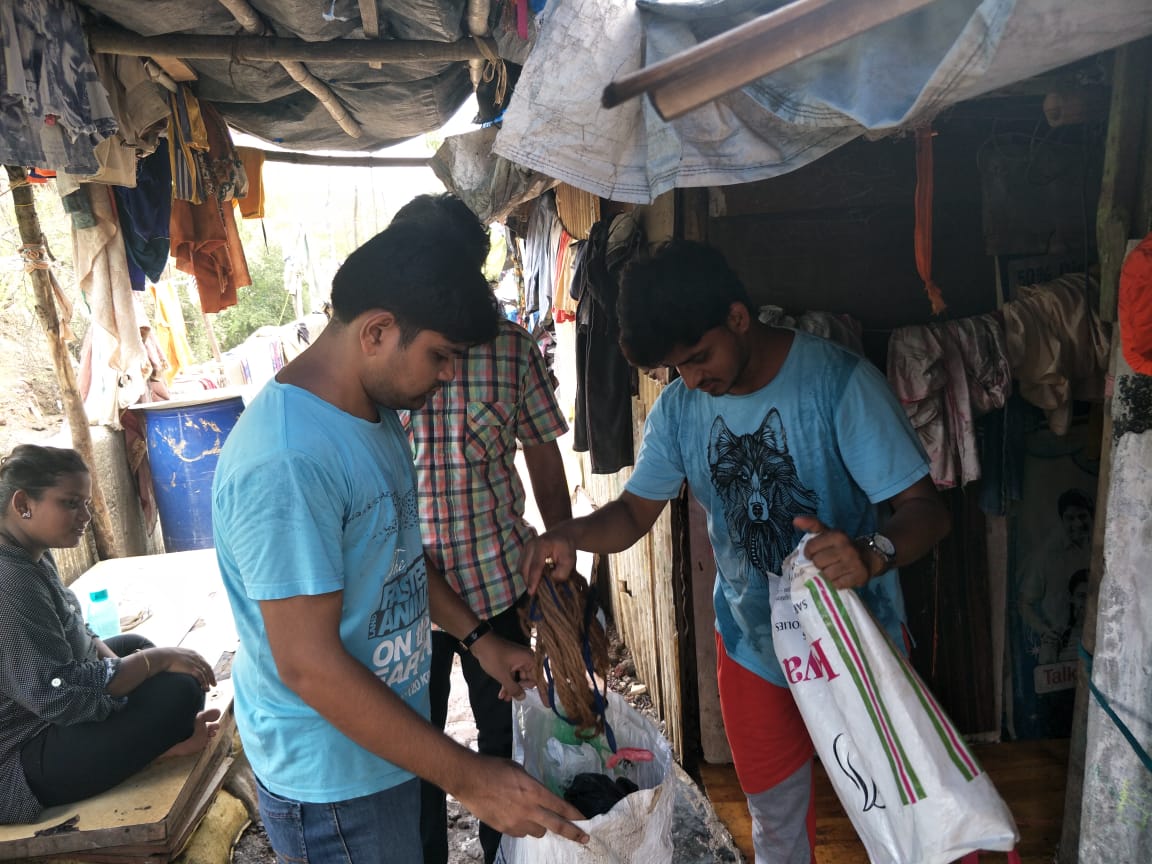 AfrozShah1's tweet photo. Week 138 . #BeatPlasticPollution .

Our empathy towards plastic is one of the major reasons for marine debris.

We train people living in human-ocean conflict zone - living on the edge.

The idea is stop the plastic from entering the ocean. Responsible citizenry - we work for. https://t.co/9N0ZjkSdJe