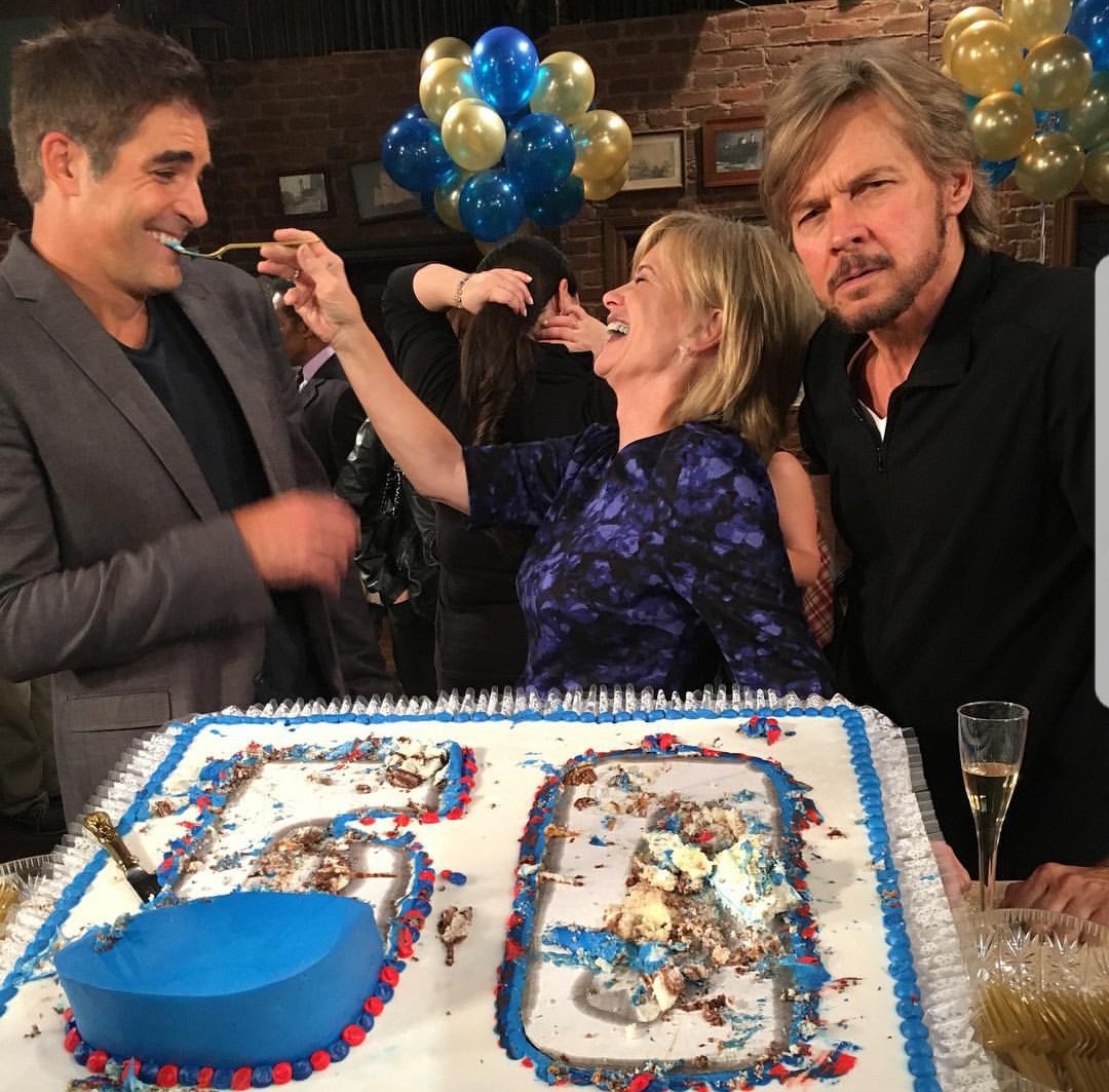 Lozza411's tweet photo. Day 10 #DaysIdol (s) "Sweets for my Sweet, sugar for my honey." #EatingSweets @nbcdays @marybeth_evans1 @officialnichols #Days #HomeSweetHome #RightAtHome #Stayla 😌🍬 🍫🍰...💞♥️🙏🙏 https://t.co/AWBh1m6CQx