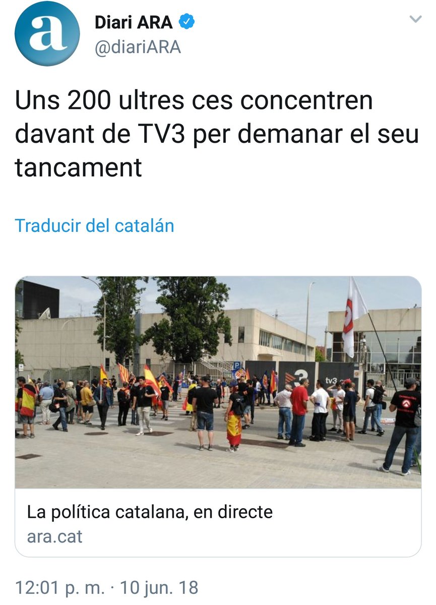 baphomed75's tweet photo. 😂😂😂😂 Sort que venien alguns autocars de fora de #Catalunya 
Un diumenge al matí hi ha més gent en qualsevol "Chiquipark" 🤣🤣🤣🤣
#tv3noestoca #Forafeixistes #FAQSbentardTV3 #LlibertatPresosPolítics #CanadianGP #Rusia2018 https://t.co/jOgDZzLbHz