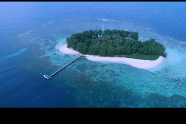 soloposdotcom's tweet photo. Ini Harga Tiket dan Jadwal Pesawat Semarang-Karimunjawa https://t.co/7Bu4o7Kzkw https://t.co/Hem2AhxPzL